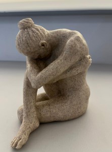7611